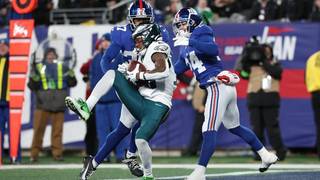 Eagles vs. Buccaneers Player Props | Quez Watkins | Monday